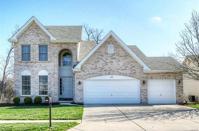 1st image of 1523 Laurel Bluffs Dr