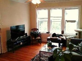 5355 W Eddy St #3, Chicago, IL 60641