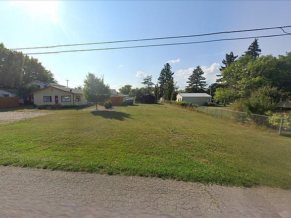 2nd image of 1210 2nd St W