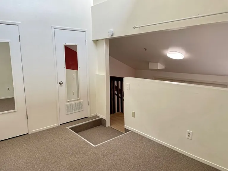 1185 E Foothill Blvd #20 — Photo 11