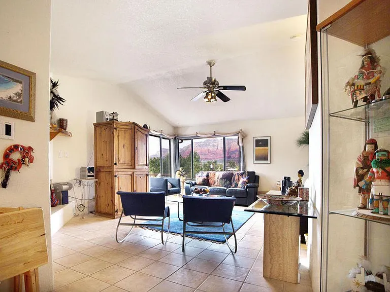 45 Canyon Dr — Photo 4