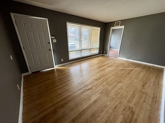 2nd image of 323 Jack Coleman Dr NW