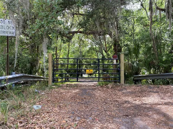 4716 Lithia Pinecrest Rd, Valrico, FL 33596