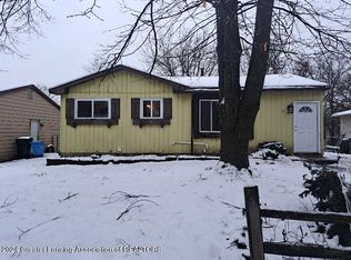 4131 Heathgate Dr, Lansing, MI 48911