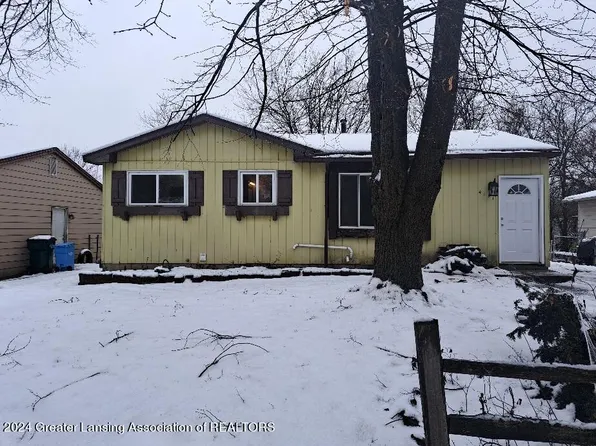 4131 Heathgate Dr, Lansing, MI 48911