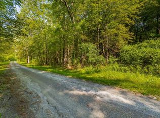 1 & 2 Joy Lane, Arlington, VT 05250