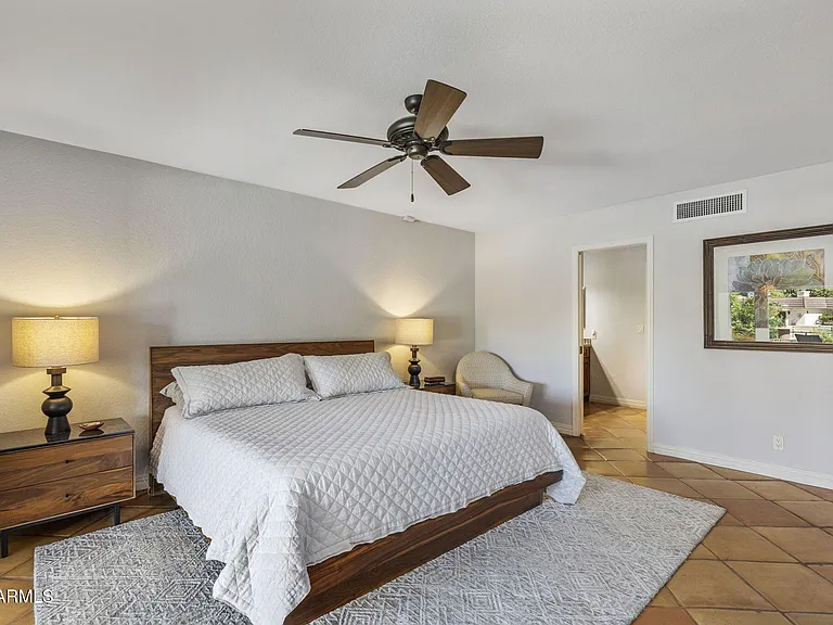 7620 E Via Del Placito — Photo 45