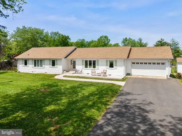 7552 Pilcher St, Warrenton, VA 20186