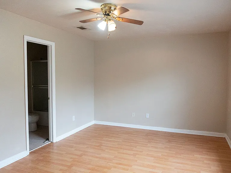2403 Hartsfield Rd #602-1 — Photo 8