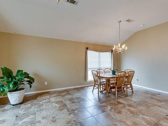 4th image of 5805 Ozark Dr