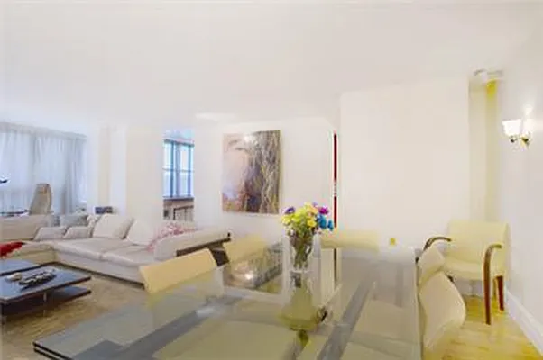 Sold by R New York | media 8