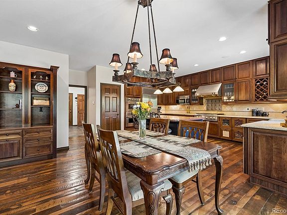 3rd image of 5165 Rialto Drive