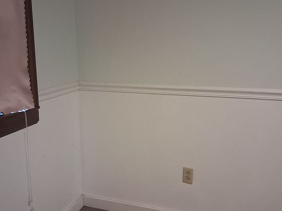 5th image of 30 Dearborn St #C