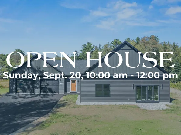 40 Smiling Acres Drive, Freeport, ME 04032