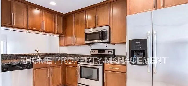 2 bed, 1.0 bath, 900 sqft, $1,750 — Photo 4