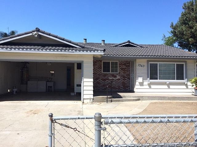 1st image of 1767 Leeward Dr