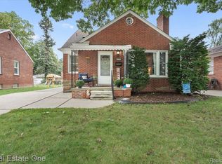 6537 Cortland Ave, Allen Park, MI 48101