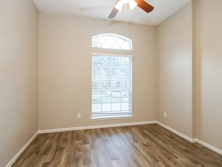 1414 Summer Rain Dr — Photo 14