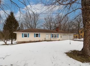 606 Silver Hill Rd, Newark, NY 14513