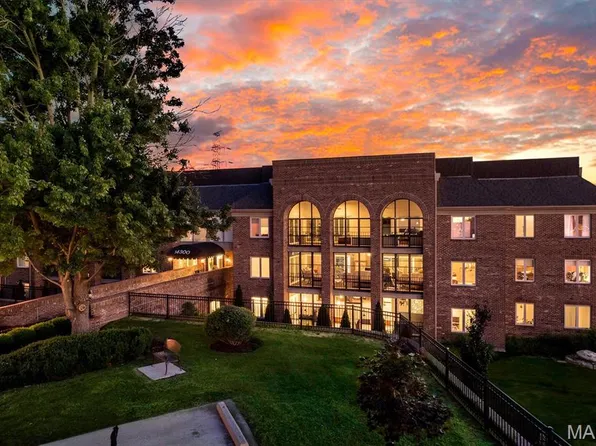 14300 Conway Meadows Ct E APT 303, Chesterfield, MO 63017
