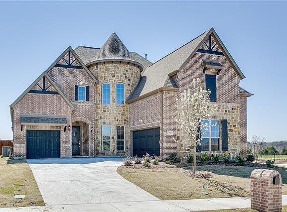 2nd image of 901 Pleasant View Dr