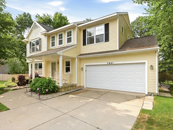 7621 Winding Creek Ct, Midland, MI 48642