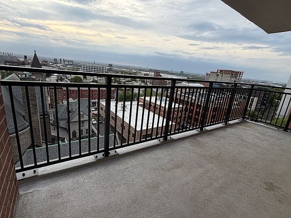 4th image of 10 Huron Ave APT 11J