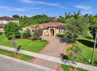 6435 SW 55th Pl, Davie, FL 33314