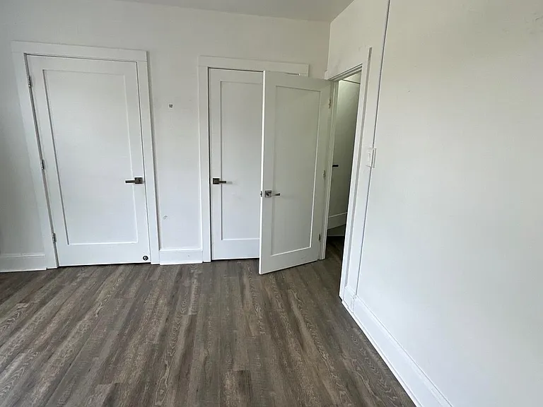 482 Martin St — Photo 22
