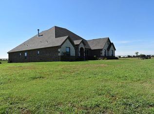 909 Friendship Rd, Weatherford, TX 76085