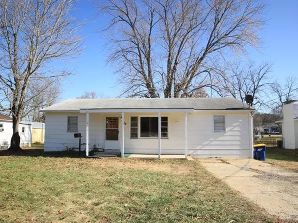 1300 S McArthur St, Salem, MO 65560