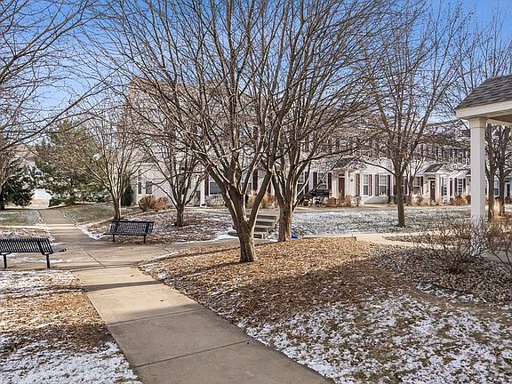 4th image of 1625 Liberty Cir