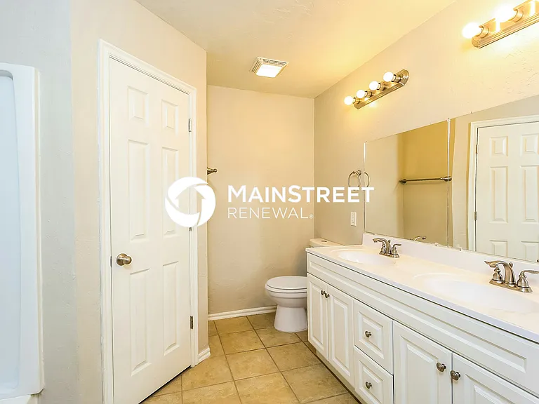 Main Bathroom