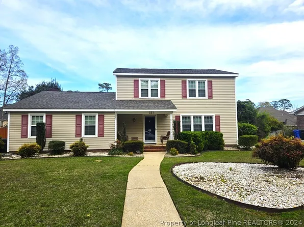 221 Kirkwood Dr, Fayetteville, NC 28303