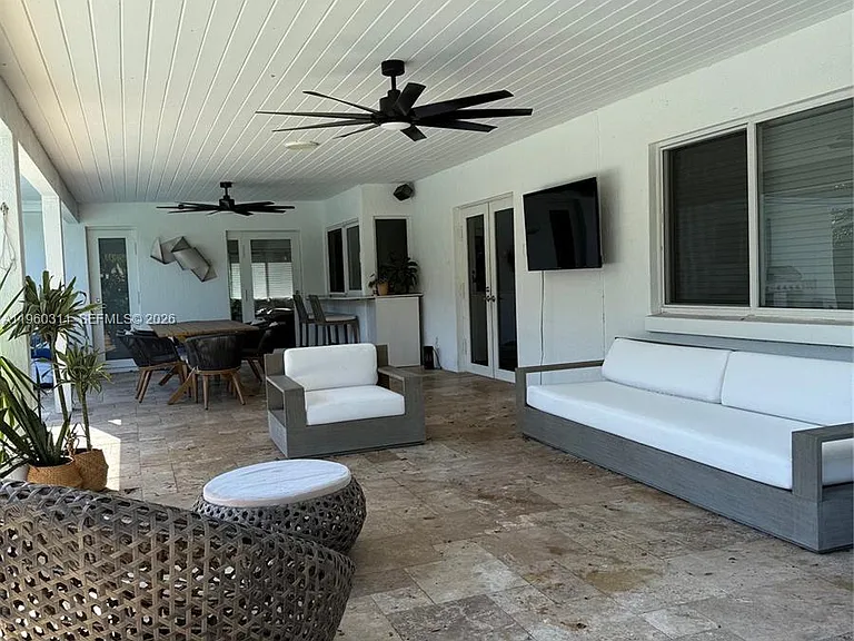 11030 SW 42nd Ct — Photo 18