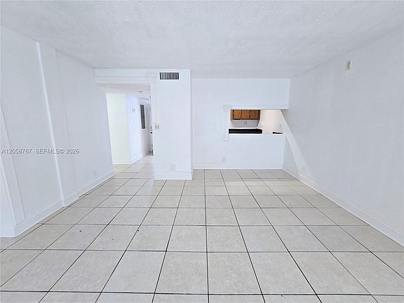 2nd image of 1850 N Congress Ave APT 311