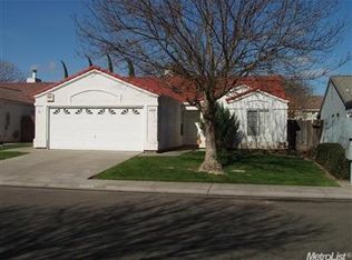 209 Rector Ln, Modesto, CA 95357