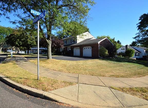2nd image of 1285 Morgan Horse Dr
