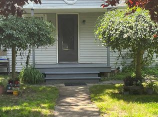125 W 6th St, Howell, NJ 07731