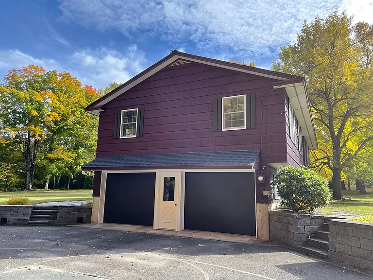 64 Church St — Photo 3