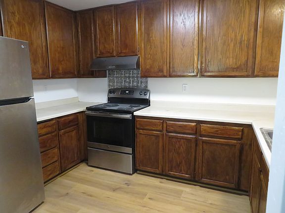5th image of 3407 Mission Dr