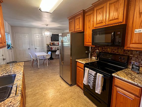 5th image of 1019 Briarwood Dr #3A