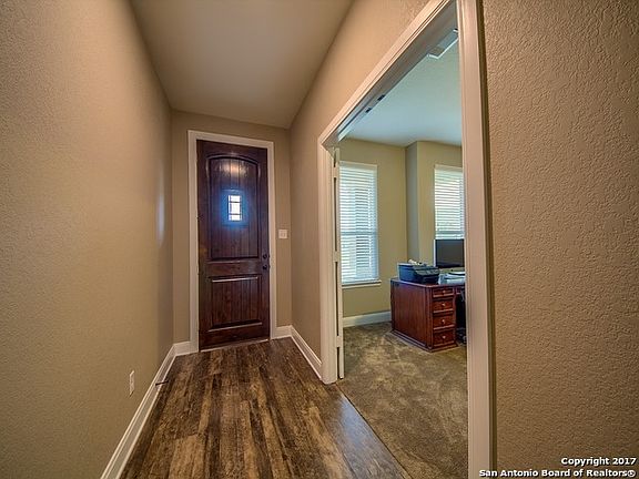 4th image of 4518 Sebastian Oak