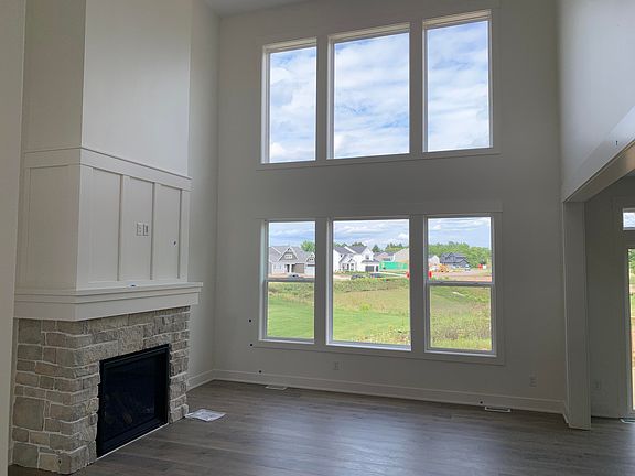 3rd image of 6554 Ravine Point Dr NE