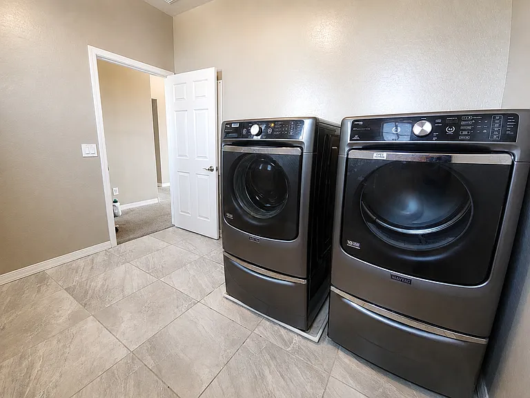 3693 E Rakestraw Ln — Photo 25