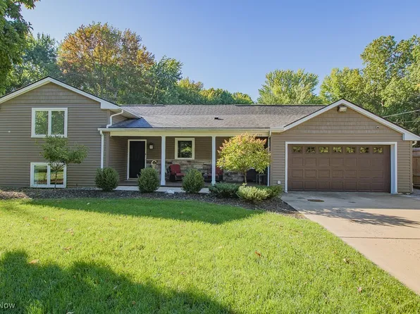 27230 Highland Rd, Richmond Heights, OH 44143