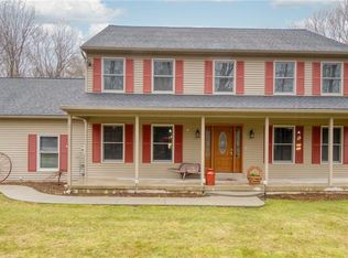 33 Beach St, Goshen, CT 06756