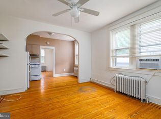 323 Pine St #3R, Philadelphia, PA 19106