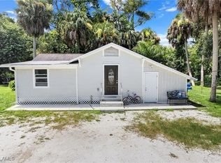 1335 Piney Rd, North Fort Myers, FL 33903