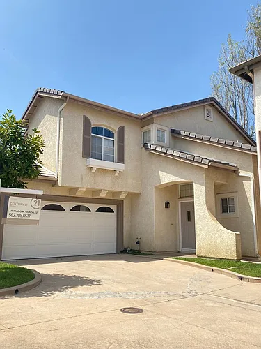 9 Skyflower Ln Photo 1